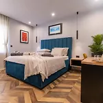 Frühstückspension West Coast Deluxe 4*