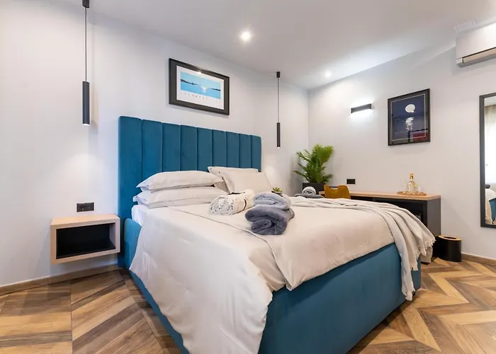 West Coast Deluxe Split