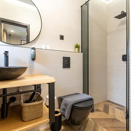 West Coast Deluxe 4*