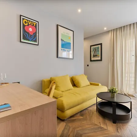 West Coast Deluxe Bed & Breakfast Split