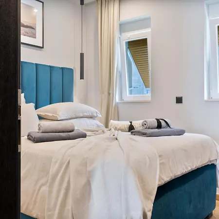 West Coast Deluxe Bed & Breakfast Split